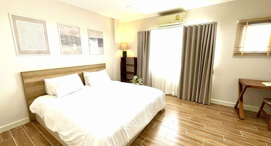 Reihenhaus zur Miete mit 3 Zimmer in Suan Luang, Bangkok