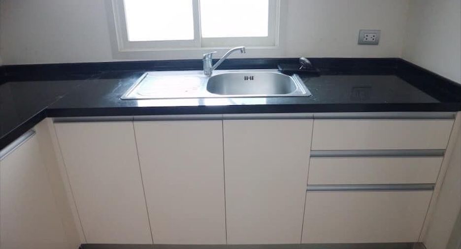 For sale and for rent 2 bedrooms condo in Bang Kho Laem, Bangkok