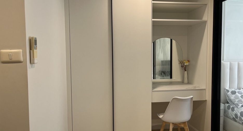 For sale 1 bed condo in Phra Khanong, Bangkok