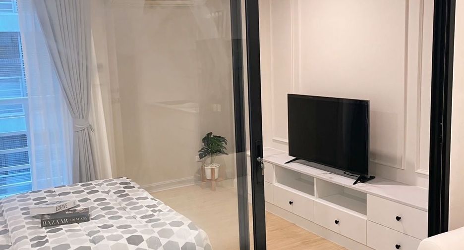 For sale 1 bed condo in Phra Khanong, Bangkok