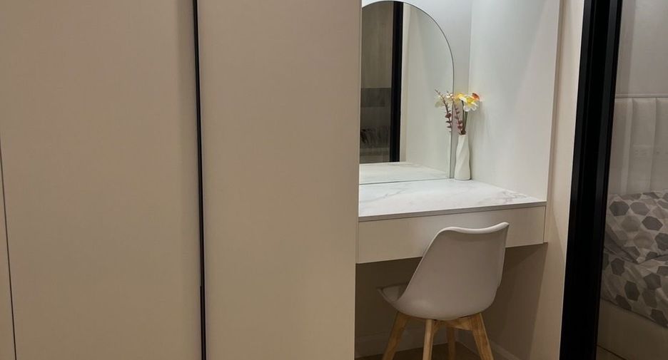 For sale 1 bed condo in Phra Khanong, Bangkok