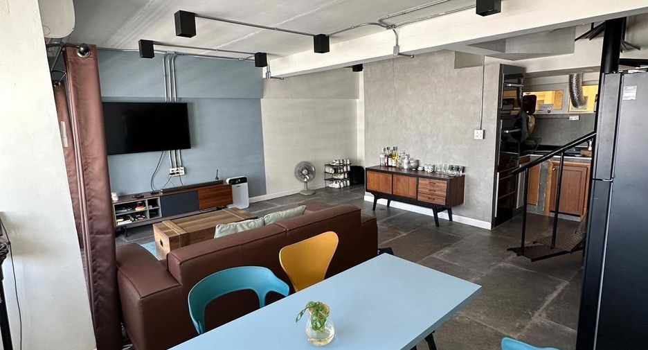For rent 2 bedrooms condo in Watthana, Bangkok