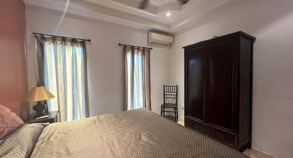 For sale 3 bedrooms villa in Bang Lamung, Chonburi