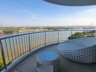 For rent 3 bedrooms condo in Yan Nawa, Bangkok