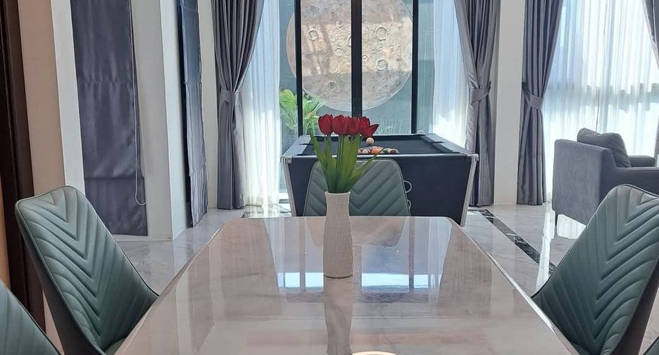 For rent 4 bedrooms house in Bang Lamung, Chonburi