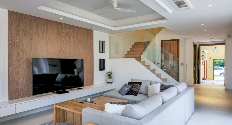 For rent 5 bedrooms villa in Thalang, Phuket