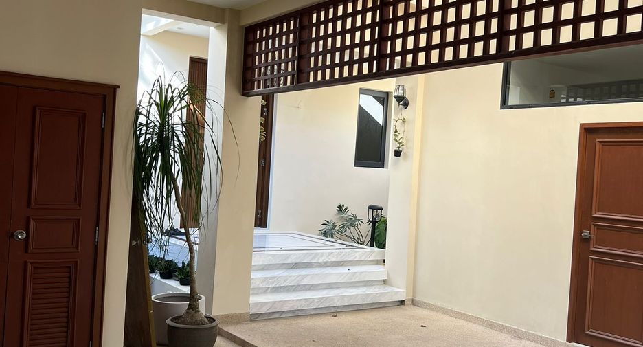 For rent 5 bedrooms villa in Thalang, Phuket