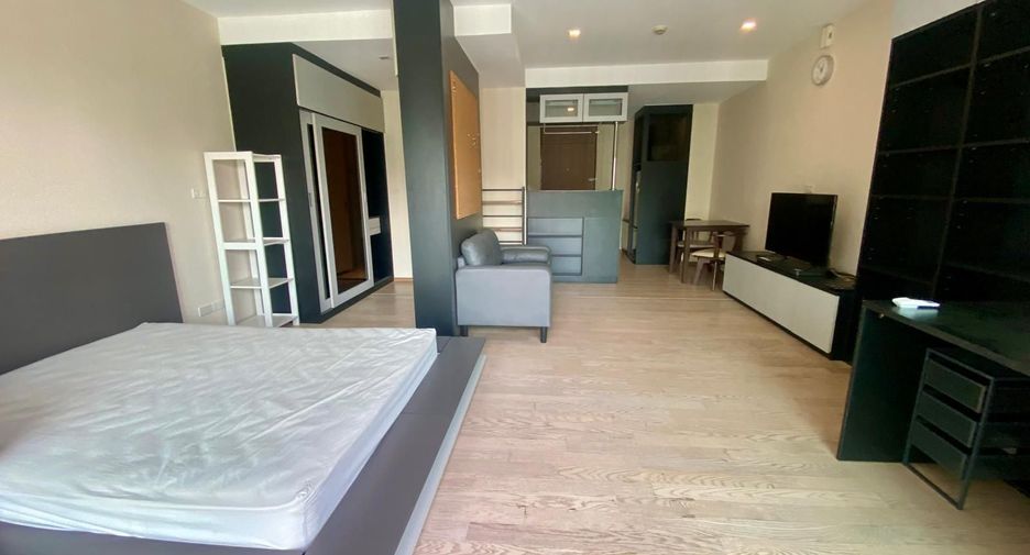 Condo en alquiler de estudio en Khlong Toei, Bangkok