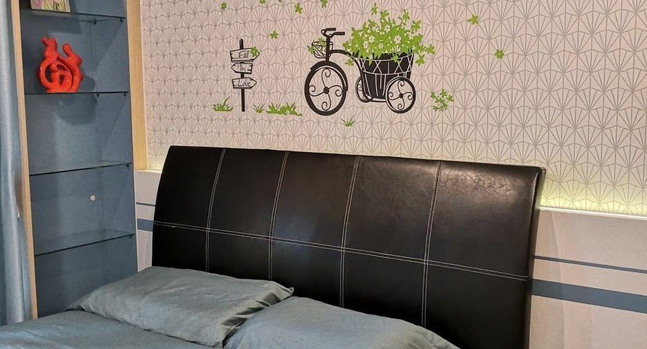 For sale and for rent 3 bedrooms condo in Huai Khwang, Bangkok