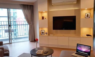 Condo en venta y en alquiler de 3 habitaciones en Huai Khwang, Bangkok