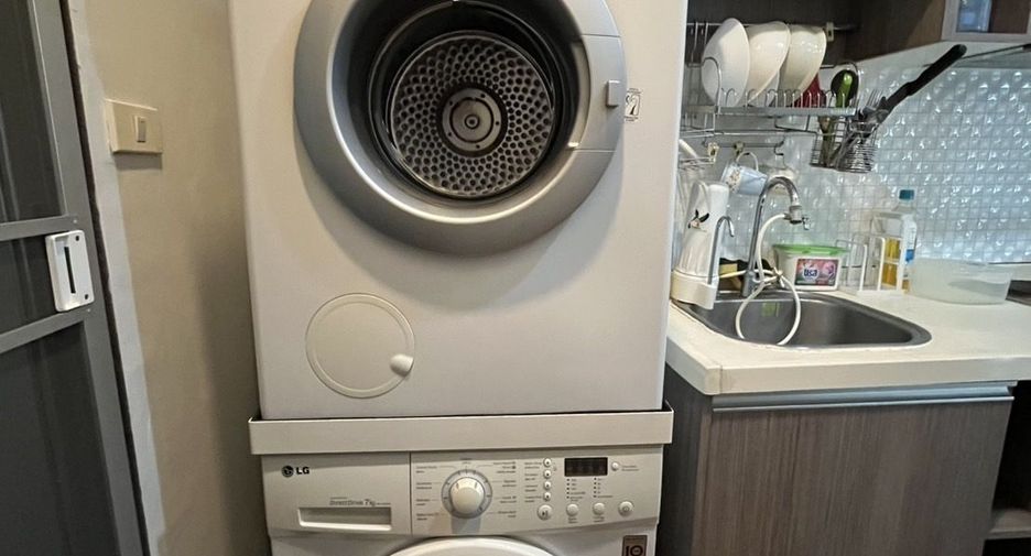 For rent 2 bedrooms condo in Ratchathewi, Bangkok