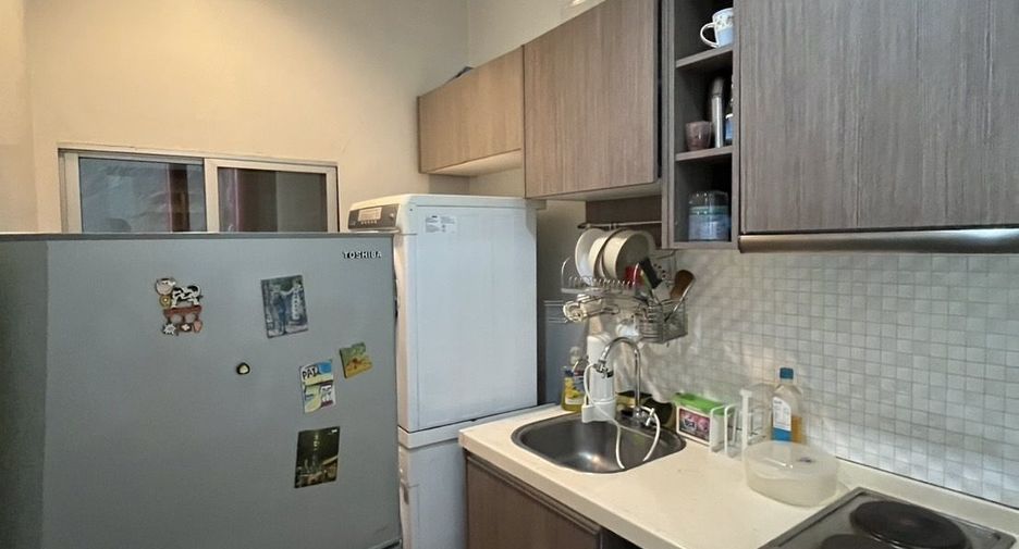 For rent 2 bedrooms condo in Ratchathewi, Bangkok