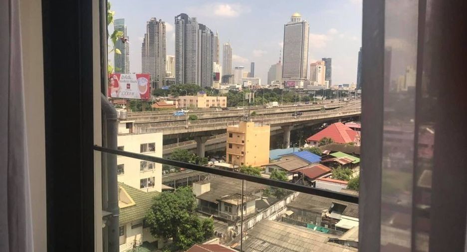 For rent 2 bedrooms condo in Sathon, Bangkok