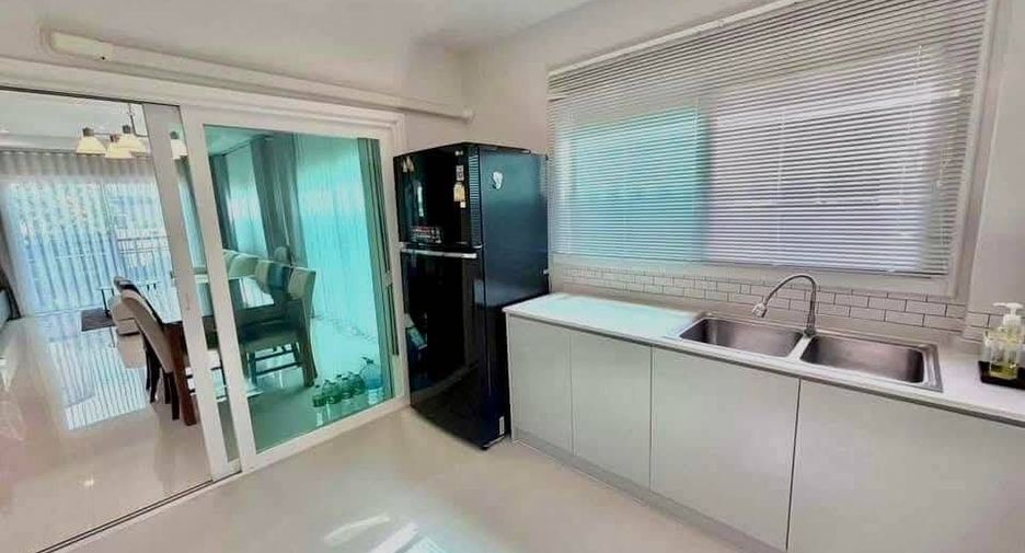 Haus zum Kauf mit 4 Zimmer in Bang Sao Thong, Samut Prakan