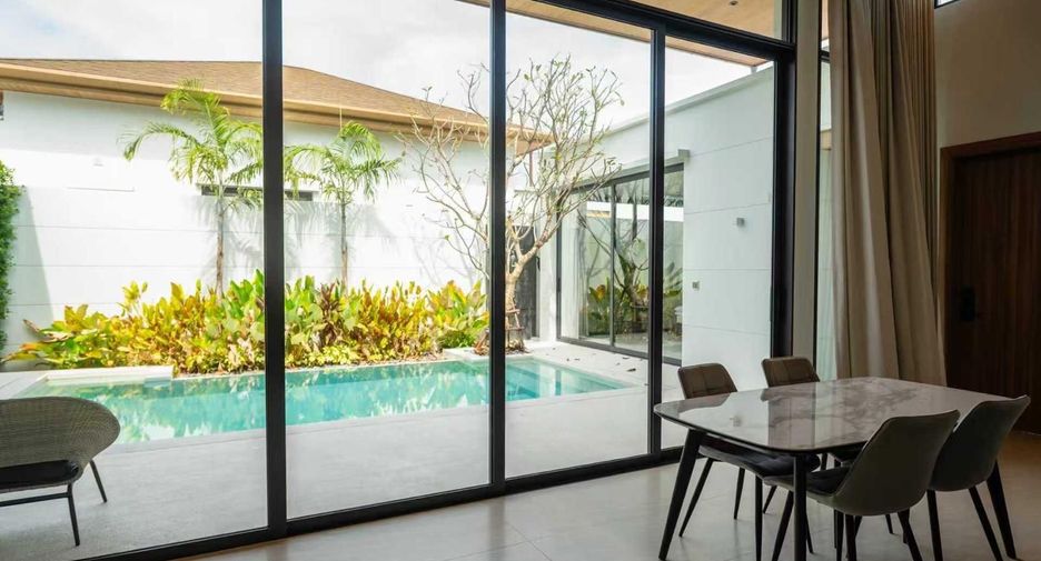 For rent 3 bedrooms villa in Mueang Phuket, Phuket