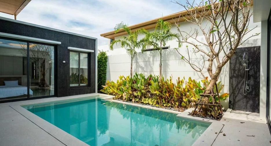 For rent 3 bedrooms villa in Mueang Phuket, Phuket