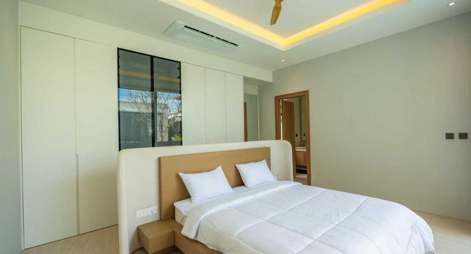 For rent 3 bedrooms villa in Mueang Phuket, Phuket