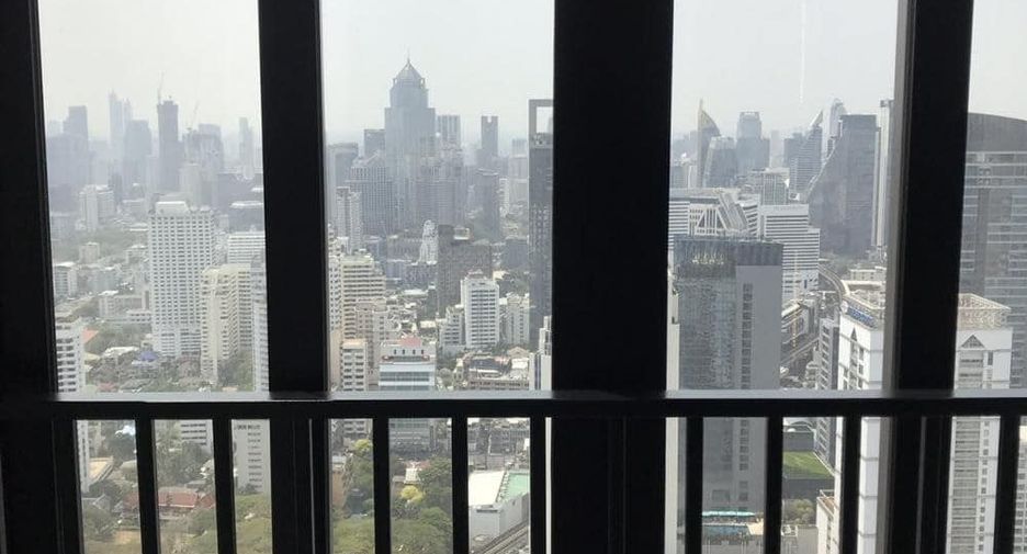 For rent 1 bed condo in Khlong Toei, Bangkok