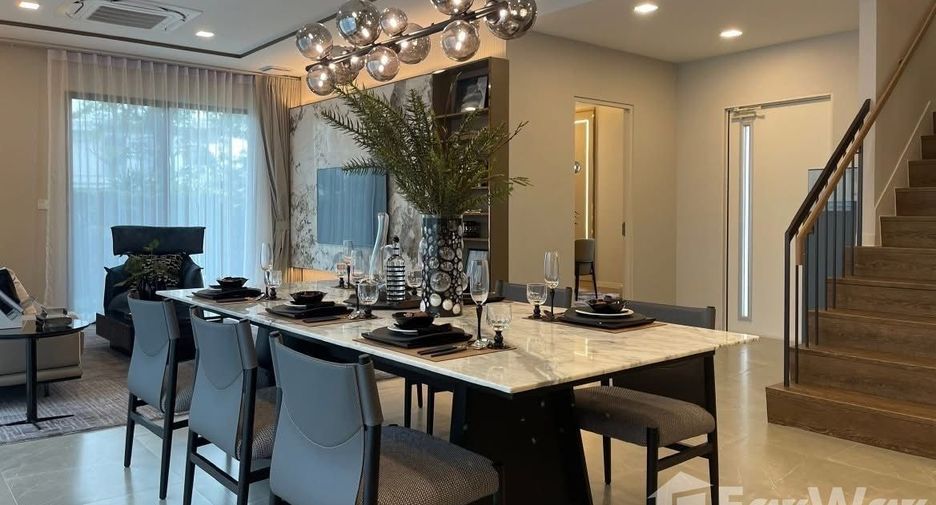 Casa en alquiler de 4 habitaciones en Bang Na, Bangkok