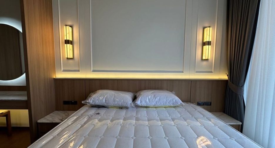 For rent 2 bedrooms condo in Khlong Toei, Bangkok
