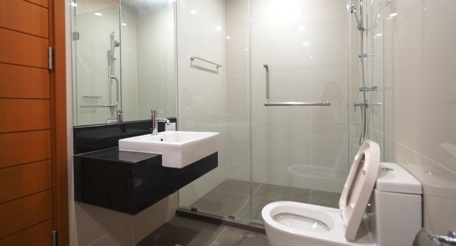 For rent 3 bedrooms condo in Sattahip, Chonburi