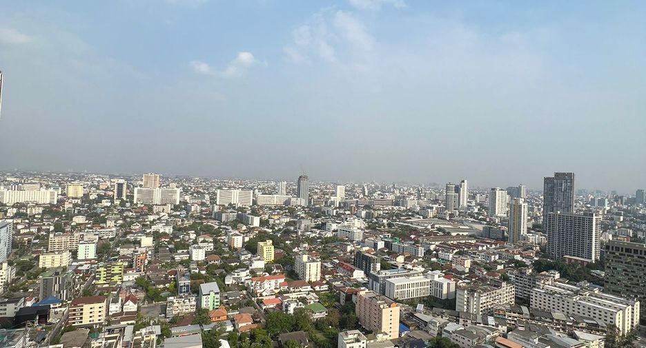 À louer 2 chambres condo à Chatuchak, Bangkok