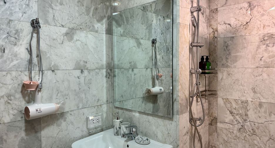 For sale 1 bed condo in Mueang Phuket, Phuket