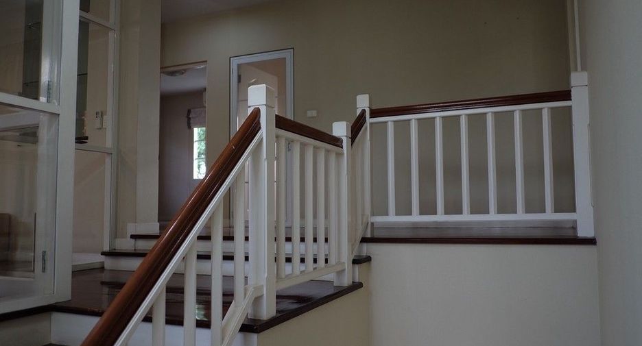 For rent 3 bedrooms house in Mueang Samut Prakan, Samut Prakan
