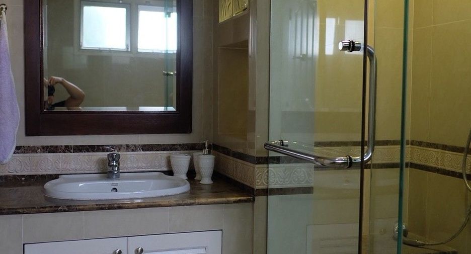 For rent 3 bedrooms house in Mueang Samut Prakan, Samut Prakan