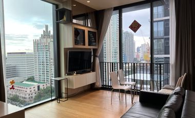 For rent 2 bedrooms condo in Pathum Wan, Bangkok