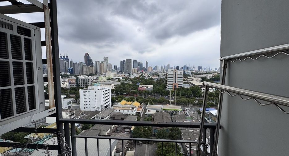 For sale and for rent 1 bed condo in Sathon, Bangkok