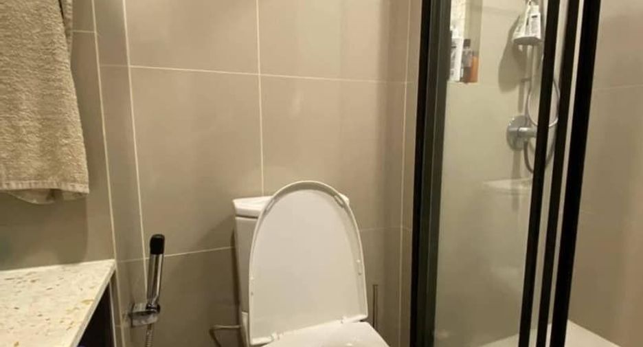 For rent 1 bed condo in Huai Khwang, Bangkok