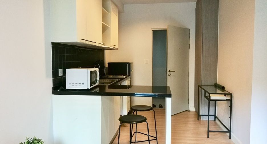 For rent 1 bed condo in Sathon, Bangkok