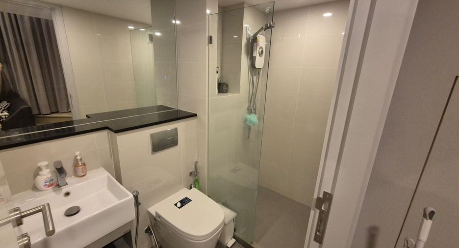 For rent 1 bed condo in Sathon, Bangkok