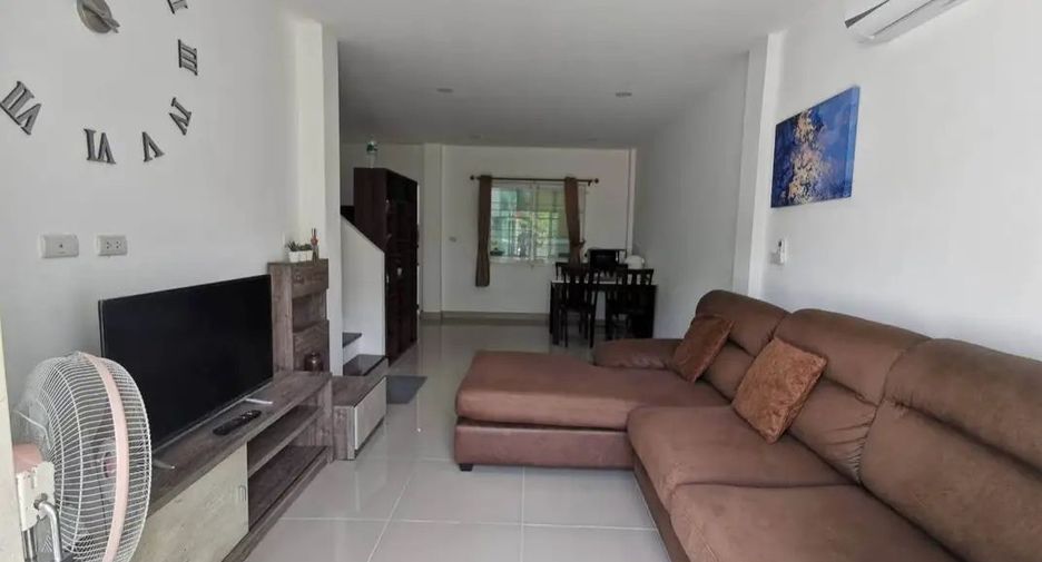 For rent 3 bedrooms townhouse in Mueang Phuket, Phuket
