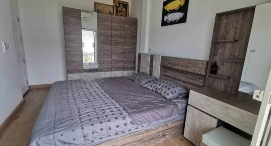 For rent 3 bedrooms townhouse in Mueang Phuket, Phuket