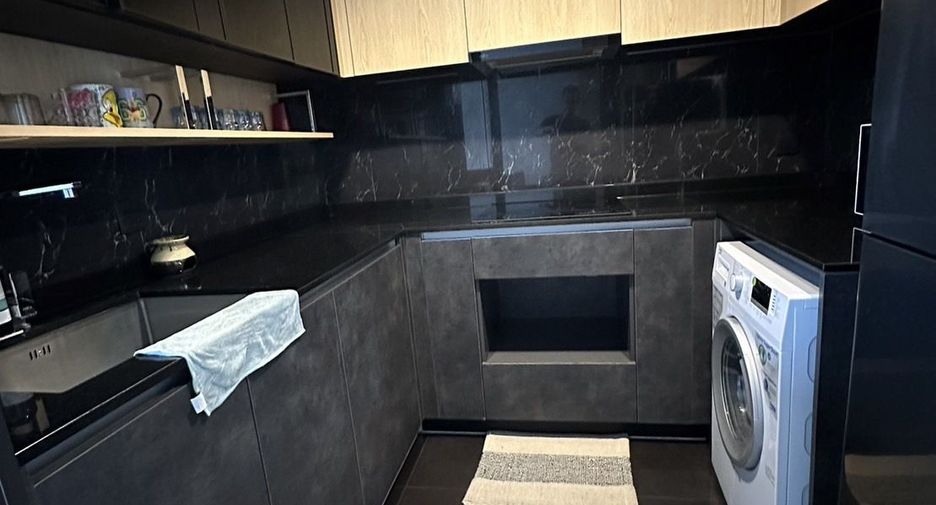 For sale 3 bedrooms condo in Chatuchak, Bangkok