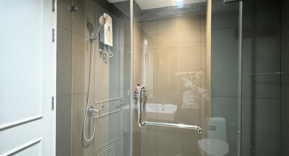 À vendre et à louer 1 chambre condo à Watthana, Bangkok