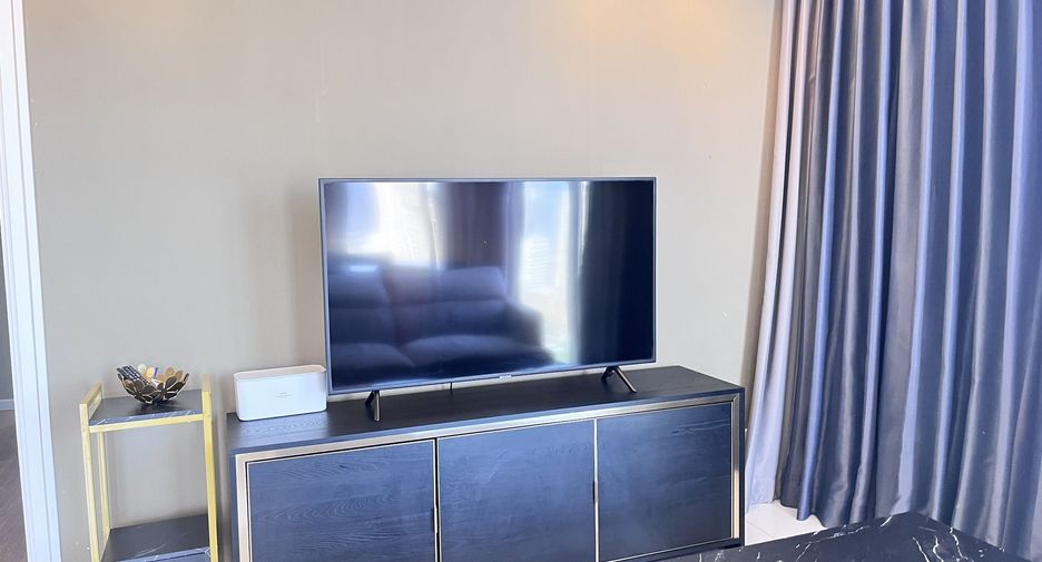 For rent 2 bedrooms condo in Sathon, Bangkok