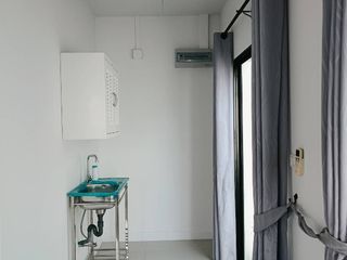 出租 3 卧室 联排别墅 在 Prawet, 曼谷