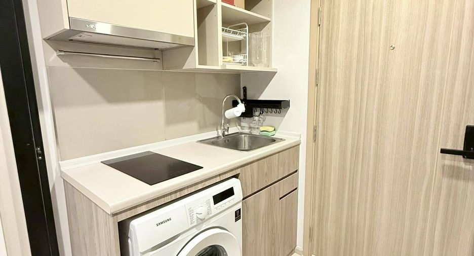 Wohnung zum Kauf mit 1 Zimmer in Phra Khanong, Bangkok