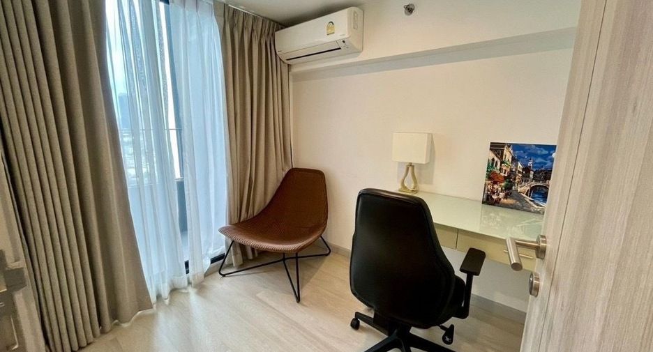 Condo en alquiler de 1 habitaciones en Sathon, Bangkok