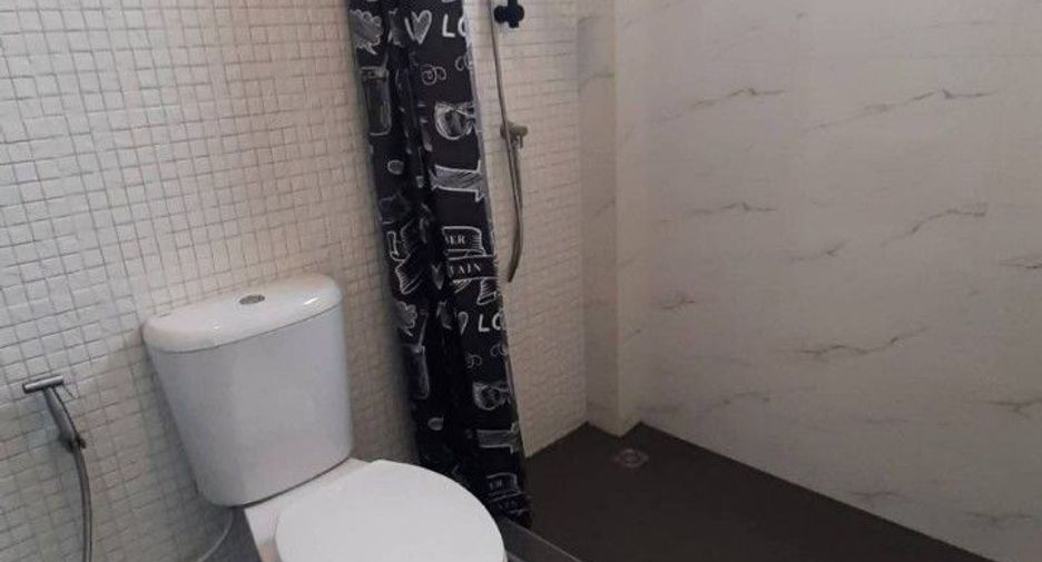 À vendre et à louer 4 chambres maison à Bang Sao Thong, Samut Prakan