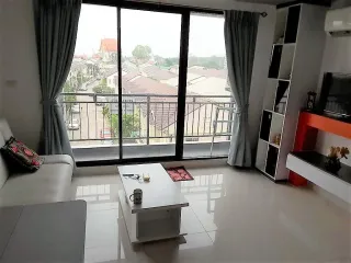出售 和 出租 1 卧室 公寓 在 Si Racha, Chon Buri