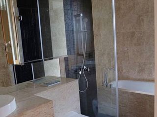 For sale 2 bedrooms condo in Yan Nawa, Bangkok