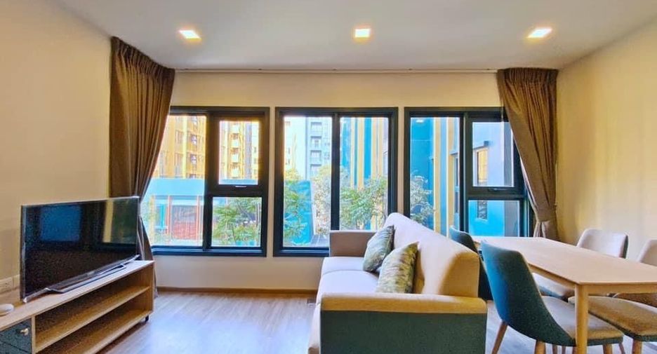 For rent 2 bedrooms condo in Khlong Toei, Bangkok