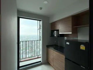 Wohnung zur Miete mit 1 Zimmer in Bang Phlat, Bangkok