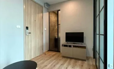 Condo en alquiler de 1 habitaciones en Bang Phlat, Bangkok