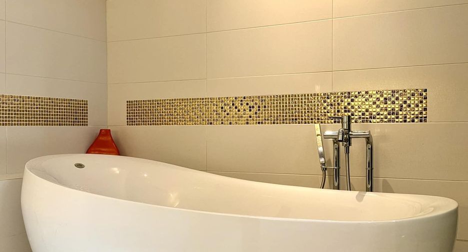 Villa zum Kauf mit 4 Zimmer in Jomtien, Pattaya