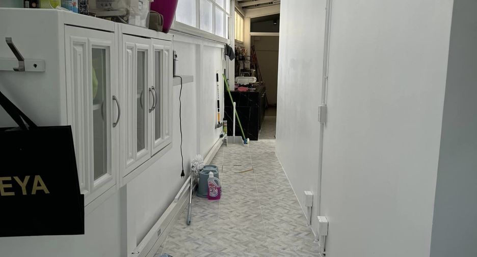 Villa zum Kauf mit 4 Zimmer in Jomtien, Pattaya